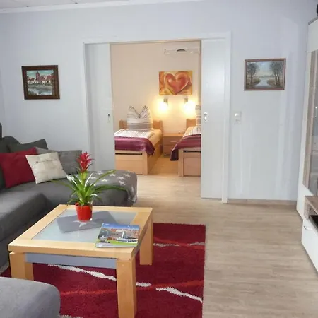 Eldeufer Comfortable Hébergement de vacances Plau am See